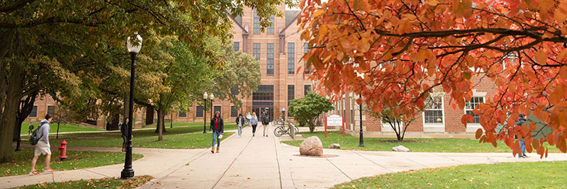 Students walking on the Quad on the Fall.